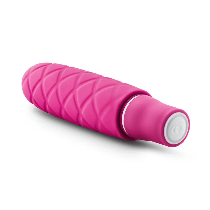 Vibrators Luxe Cozi Mini Fuchsia Blush Novelties Vibrators Luxe Cozi Mini Fuchsia Blush Novelties